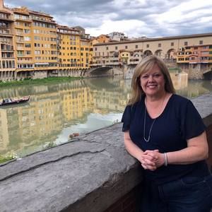 Meet your Posher, Lisa